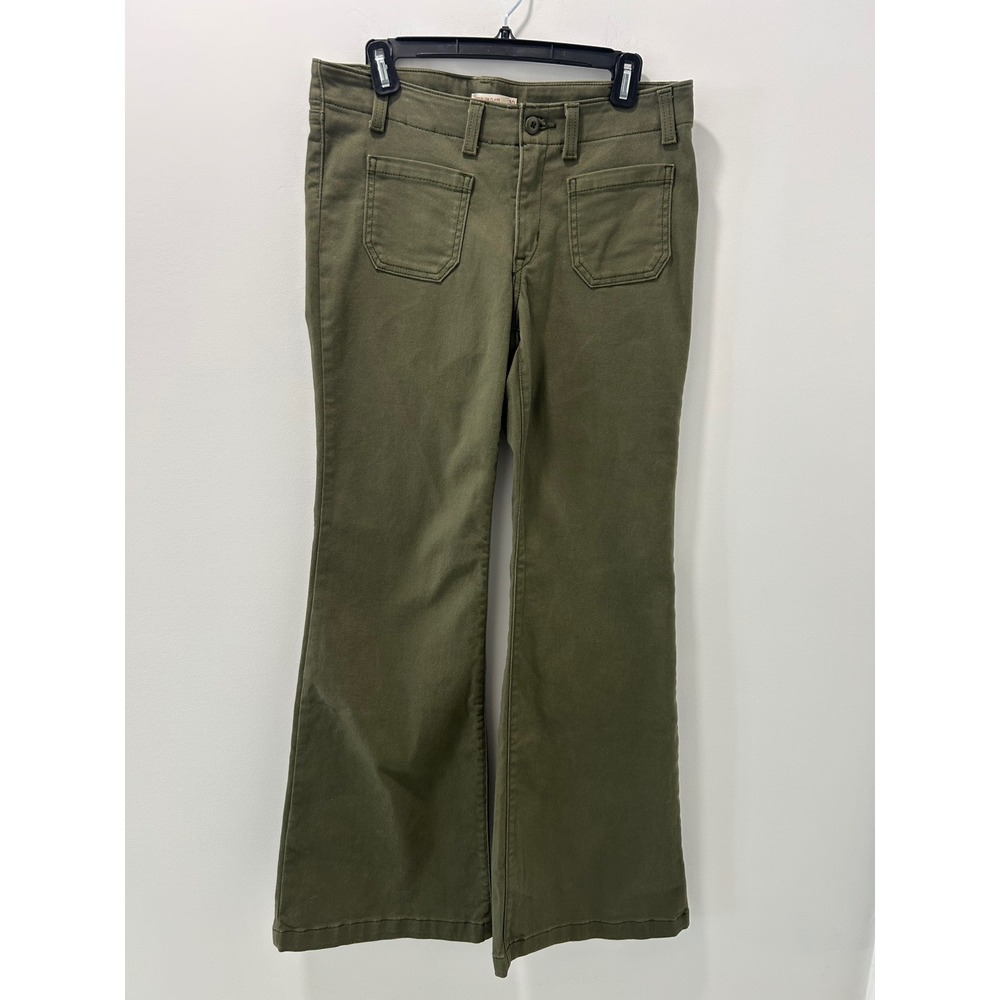 Levis Superlow Flare Olive Green Patch Pocket Women's Pants W30 L34 A7540-0001
